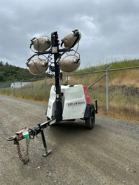 2017 Magnum Pro MLT6SM Portable Light Tower