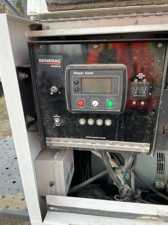 2019 Generac MLT4200IVF4 Portable Light Tower