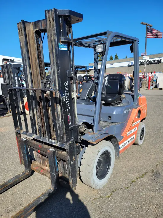 2019 Toyota 8FGU25 Warehouse Forklift