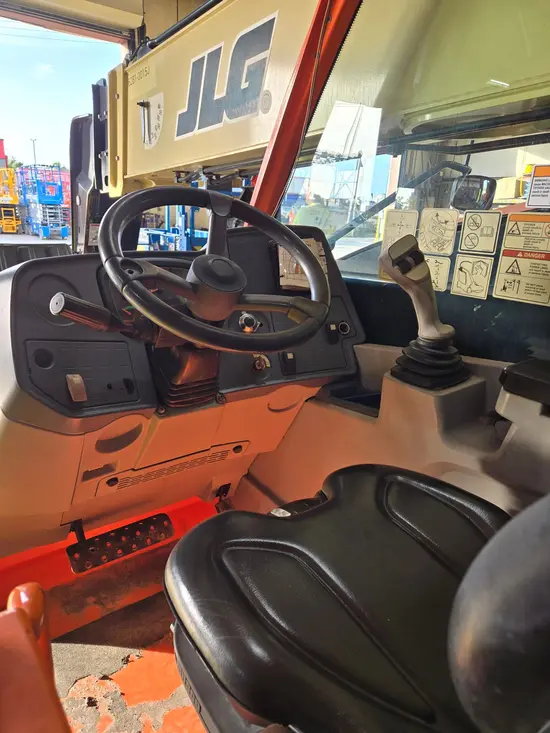 2018 JLG 1043 Forklift