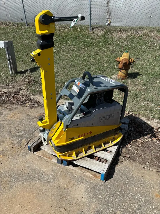 2024 Wacker Neuson DPU5545He Vibratory Plate Compactor