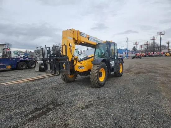 2018 JCB 507-42 Forklift