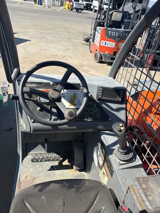 2016 XTREME XR5919 Forklift