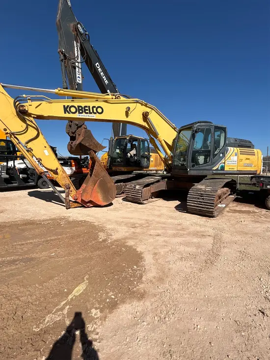 2017 Kobelco SK300LC-10 Excavator