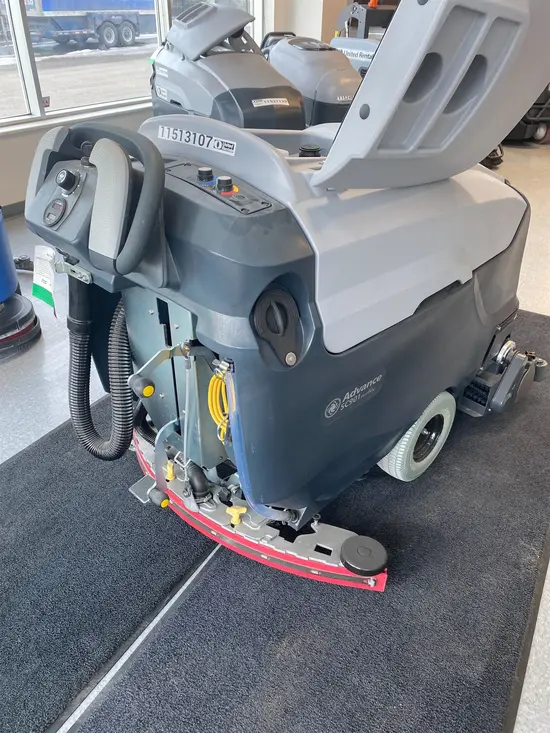 2022 Clarke SC901 X32C Scrubber