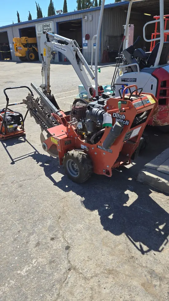 2018 Ditch Witch C14 Trencher