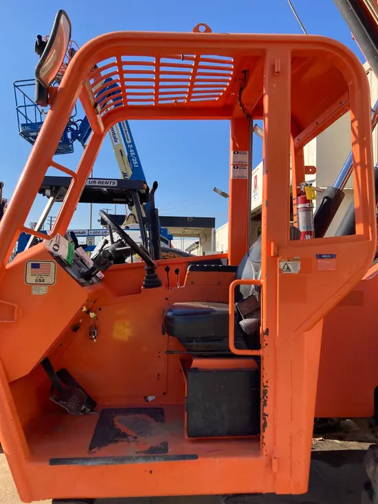 2015 SKYTRAK 6042 Forklift