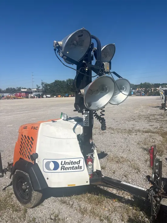 2020 Magnum Pro MLT6SM Portable Light Tower