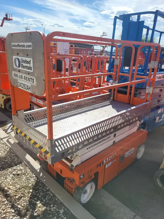 2019 Snorkel S3215L Scissor Lift