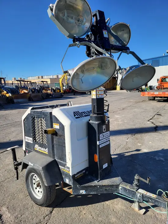 2017 Allmand NL5000 Portable Light Tower