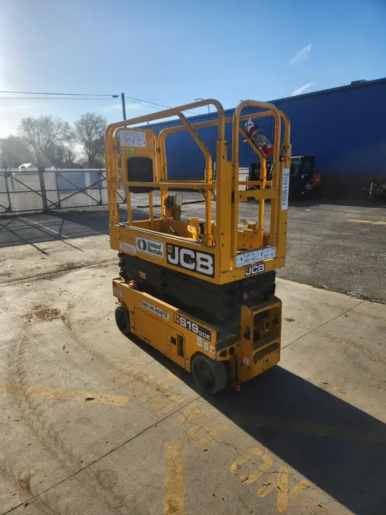 2019 JCB S1930E Scissor Lift