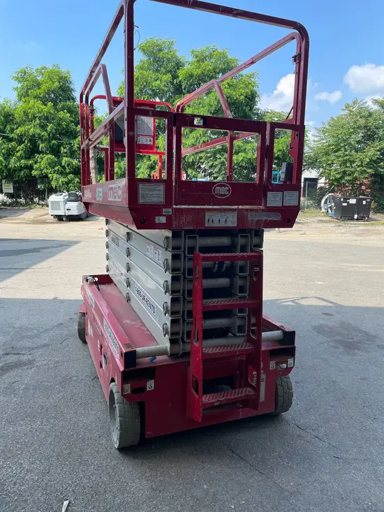 2017 MEC 4046SE Scissor Lift