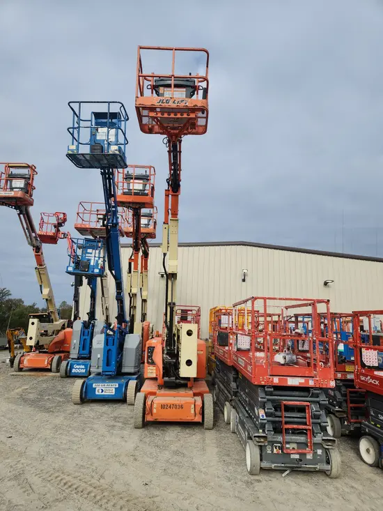 2014 JLG E400AJPN Articulating Boom Lift