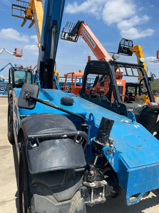 2015 Genie GTH-844 Forklift