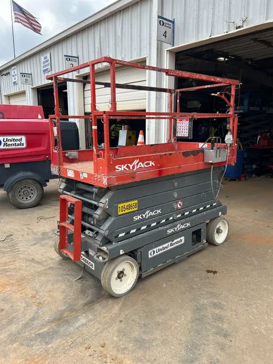 2016 Skyjack SJIII4632 Scissor Lift