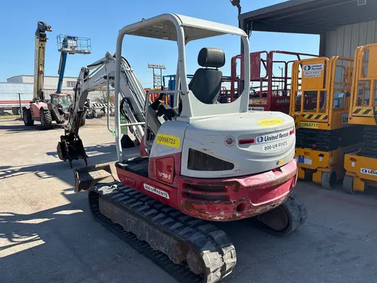 2019 Takeuchi TB250-2R Mini Excavator