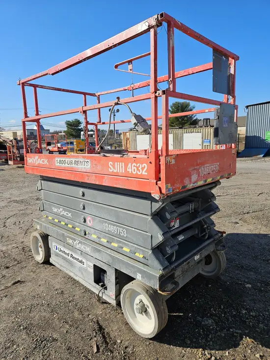 2016 Skyjack SJIII4632 Scissor Lift