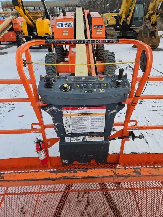 2012 JLG 600S Boom Lift