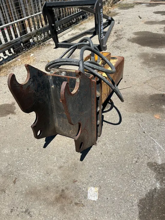 2017 Arrowhead Rockdrill R75S Attachment