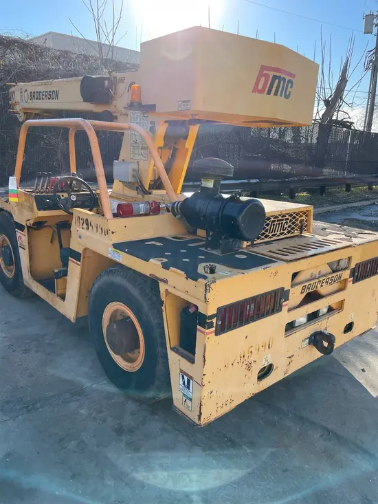 2014 Broderson IC-80-3J