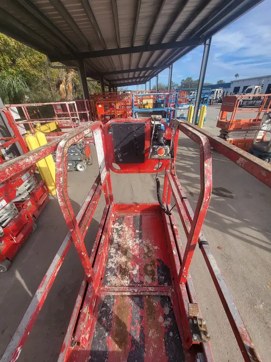 2017 MEC 1330SE Scissor Lift