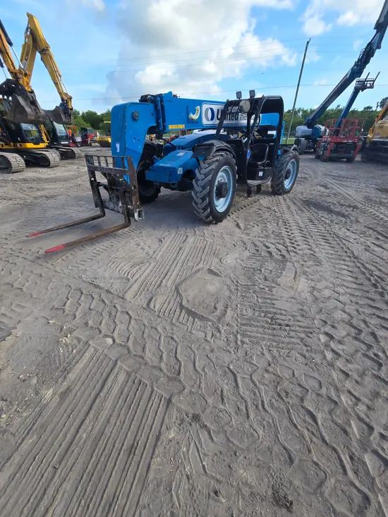 2016 Genie GTH-844 Forklift