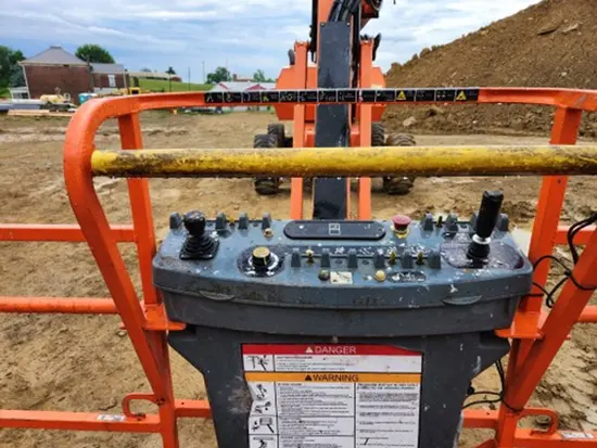 2017 JLG 660SJ Boom Lift