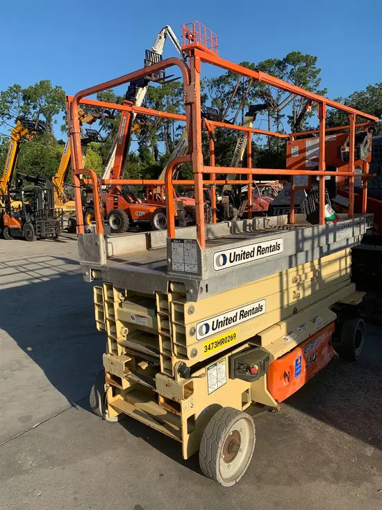 2015 JLG 3246ES Scissor Lift