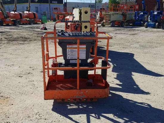 2012 JLG E400AJPN Articulating Boom Lift