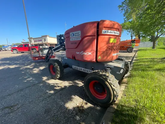 2017 Skyjack SJ46AJ Articulating Boom Lift