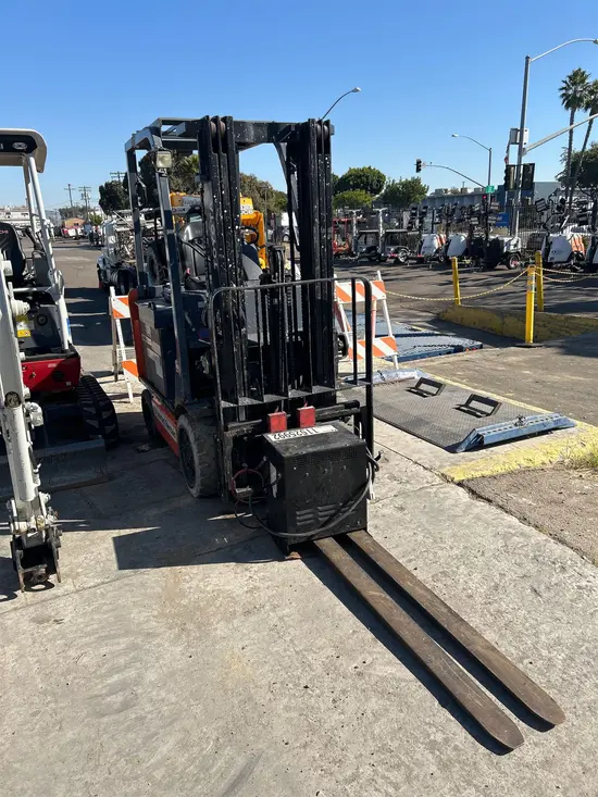 2019 Toyota 8FBCU25 Warehouse Forklift