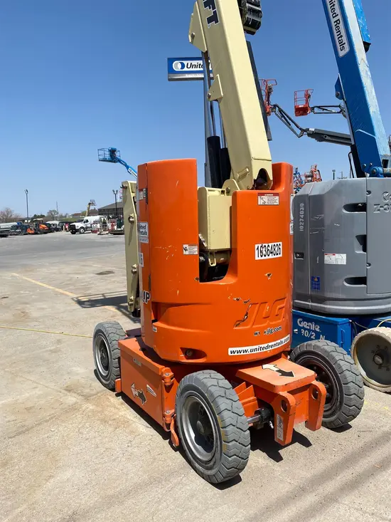 2015 JLG E300AJP Articulating Boom Lift