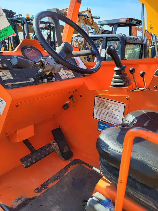 2016 SKYTRAK 6042 Forklift