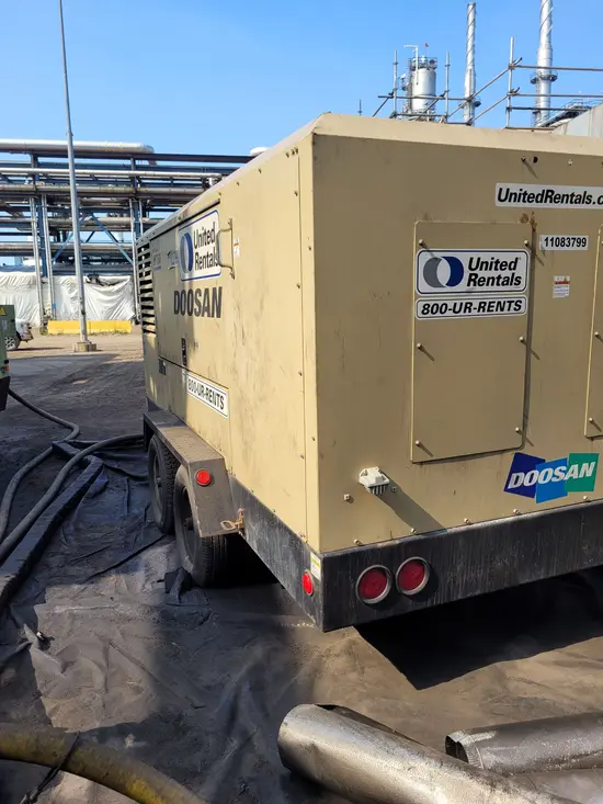 2020 Doosan XP825/HP750WCU Air Compressor