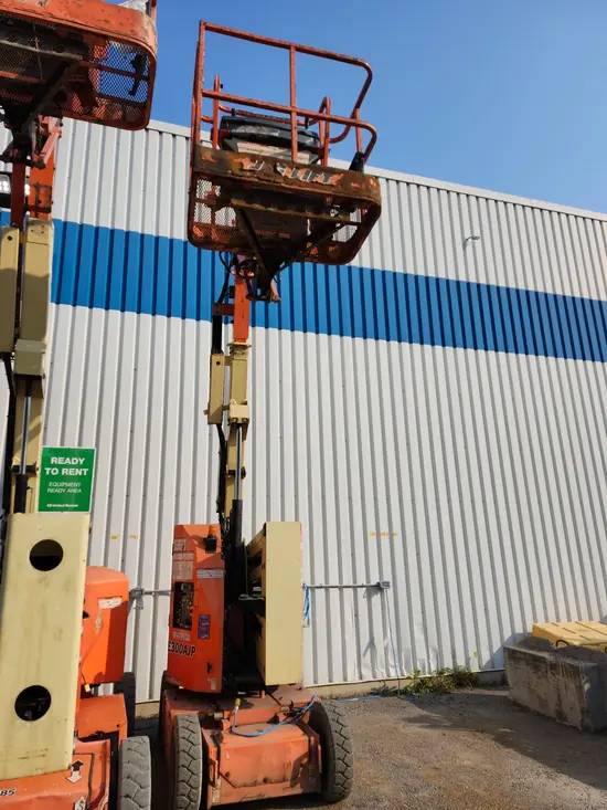 2017 JLG E300AJP Articulating Boom Lift