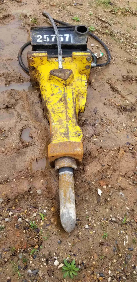 2015 Atlas Copco SB 452 Attachment