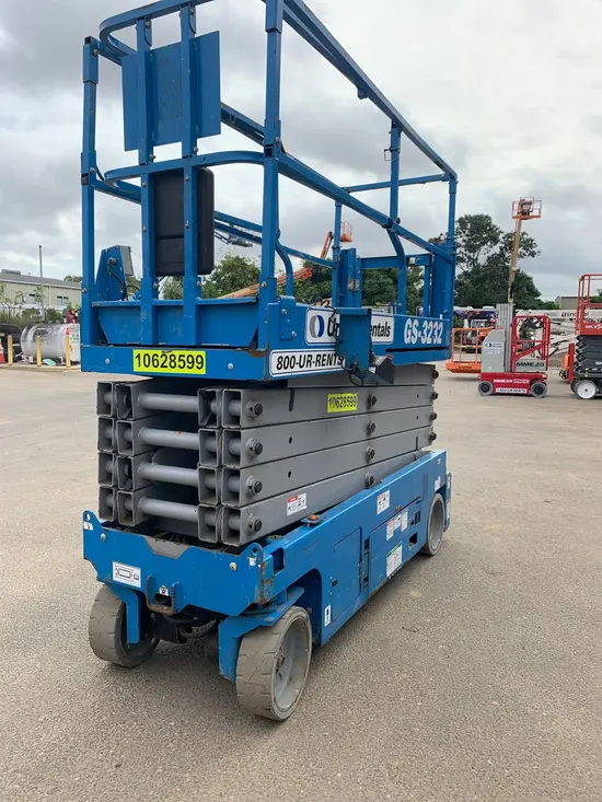 2017 Genie GS-3232 Scissor Lift