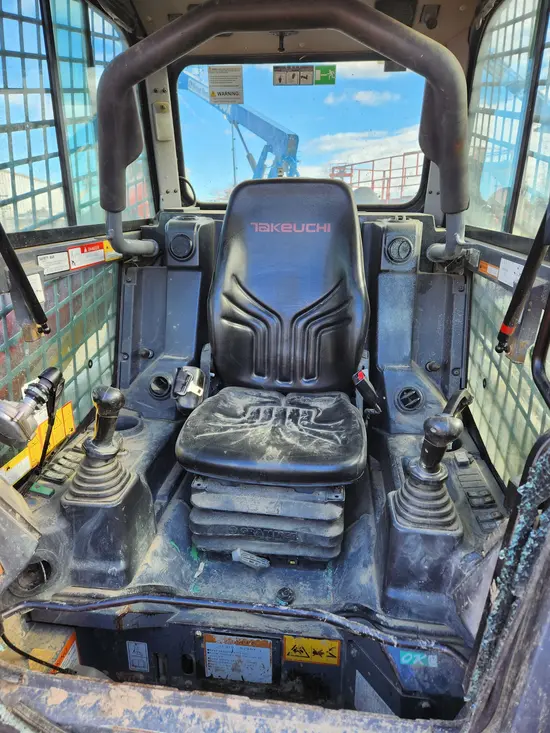 2020 Takeuchi TL12R2-CR Track Loader
