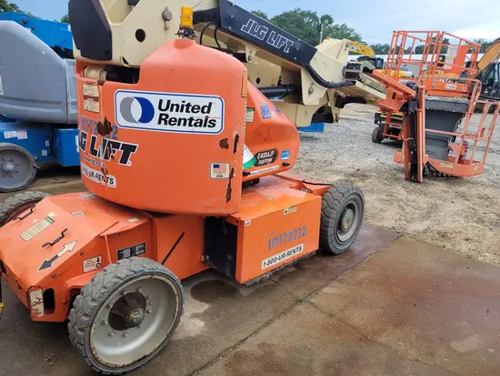 2015 JLG E400AJPN Articulating Boom Lift