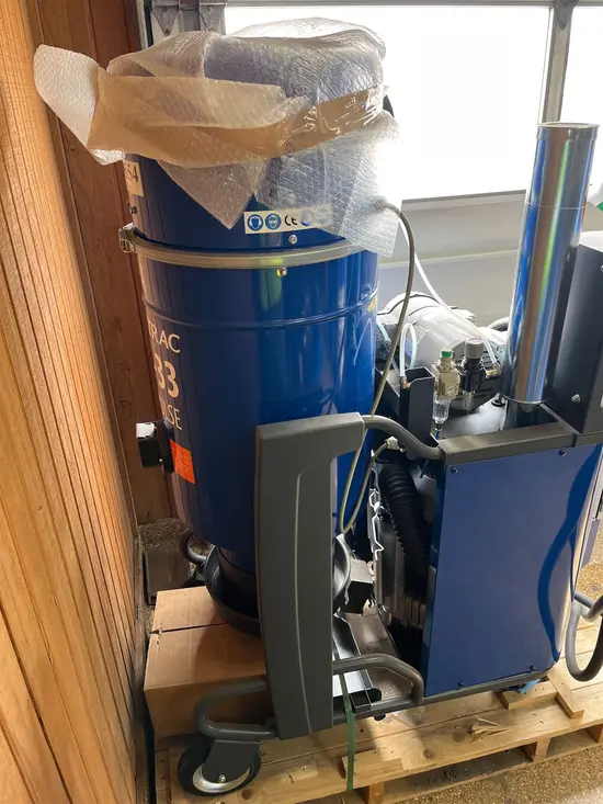 2020 Blastrac BDC-33 Vacuum