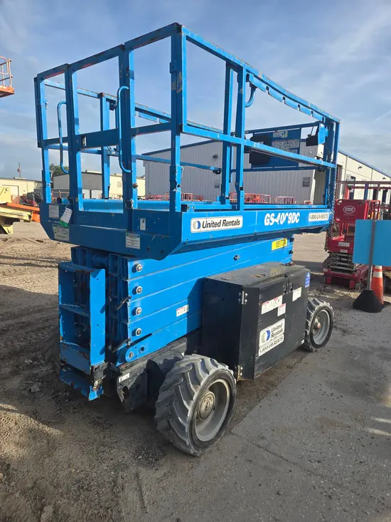 2016 Genie GS-4069DC Scissor Lift