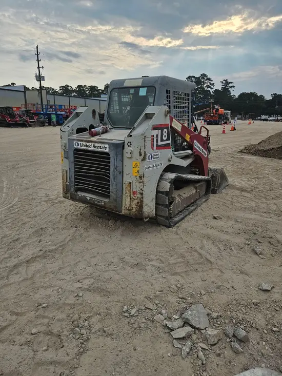 2019 Takeuchi TL8W Track Loader