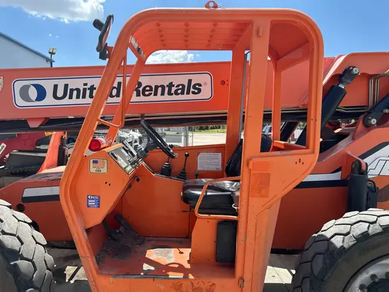 2015 SKYTRAK 6042 Forklift