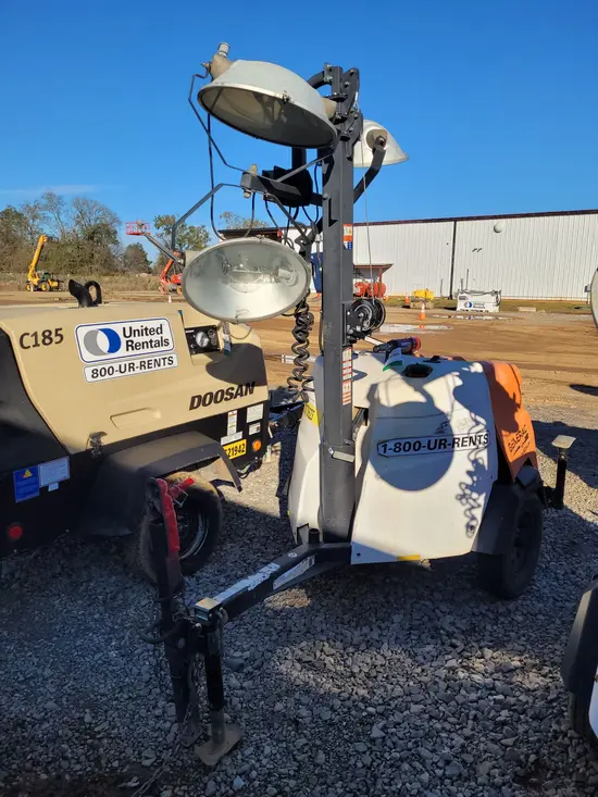 2018 Magnum Pro MLT6SM-STD3 Portable Light Tower