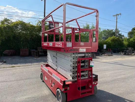 2017 MEC 4046SE Scissor Lift