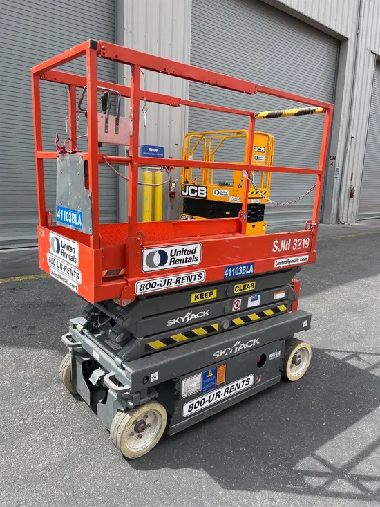 2017 Skyjack SJIII3219 Scissor Lift