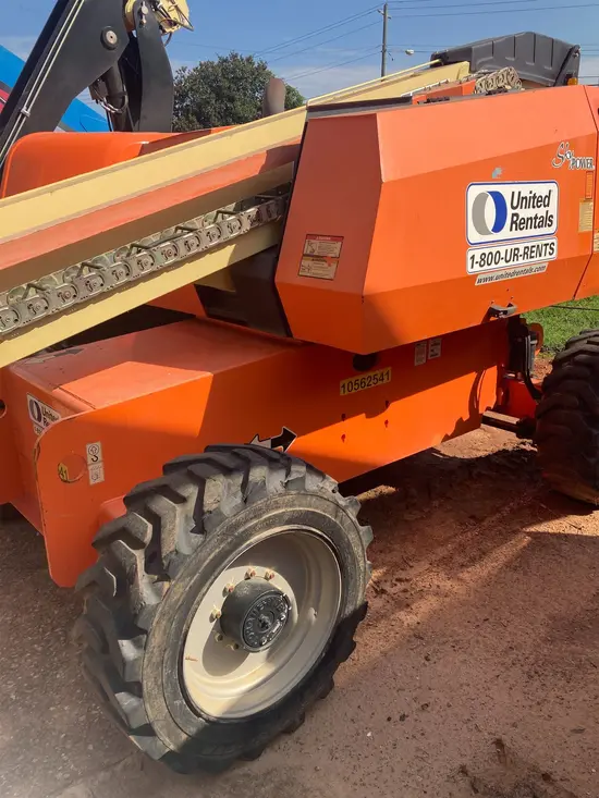 2017 JLG 600S Boom Lift