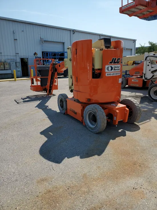 2014 JLG E300AJP Articulating Boom Lift