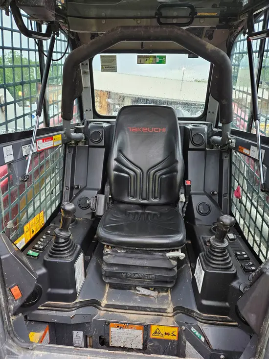 2022 Takeuchi TL12R2-CR Track Loader
