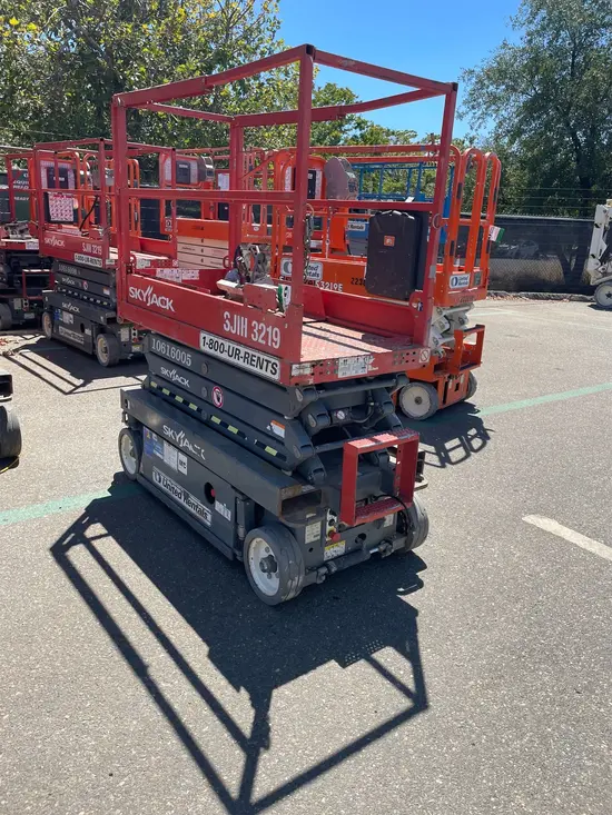 2017 Skyjack SJIII3219 Scissor Lift